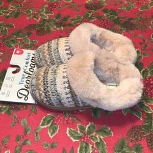NWT Womens True Comfort Dearfoams Slippers Sz M (7-8), Latte.